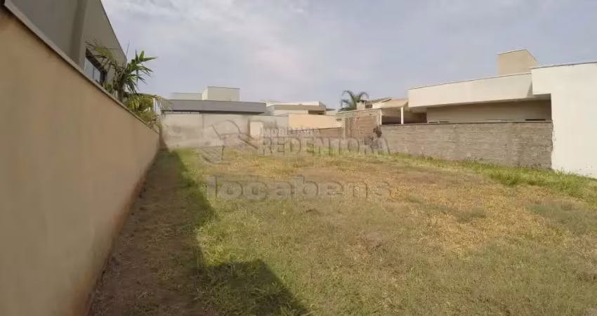 Terreno em condomínio fechado à venda no Loteamento Recanto do Lago, São José do Rio Preto 