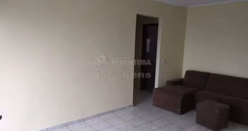 Cidade Nova - Apartamento com 94m² com 02 dormitórios com armários embutidos e sacada