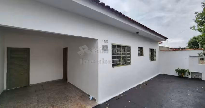 Casa de 02 dormitórios sendo 01 tipo apartamento no bairro jardim simões