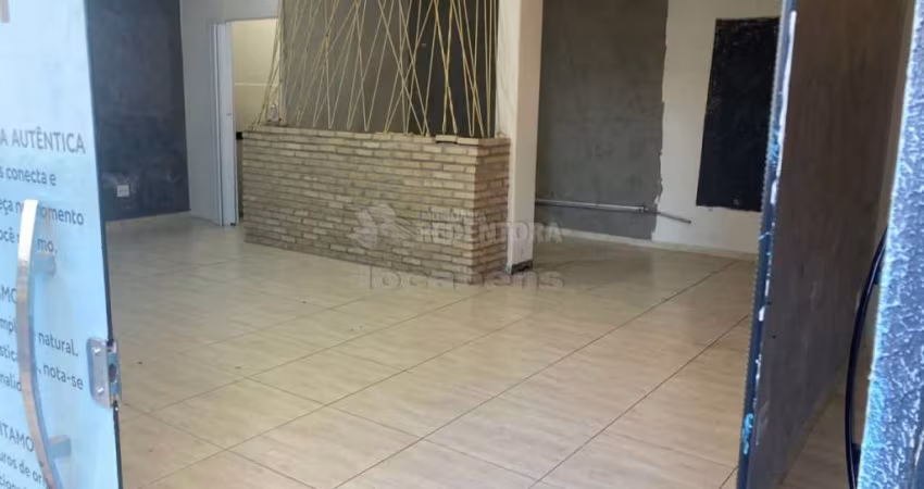 Salão Comercial bem localizado no bairro Vila Maceno