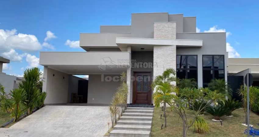Casa térrea em condomínio com 3 Dormitórios no Gaivota II