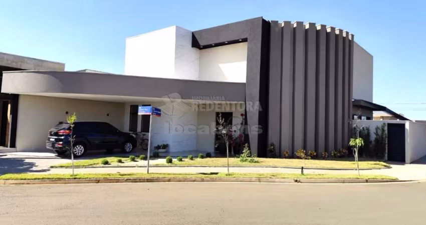 Maria Julia casa com 3 dormitórios sendo 1 suíte