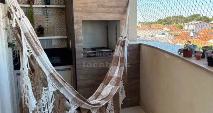Village Santa Cruz - Apartamento com 03 dormitórios e 02 vagas de garagem