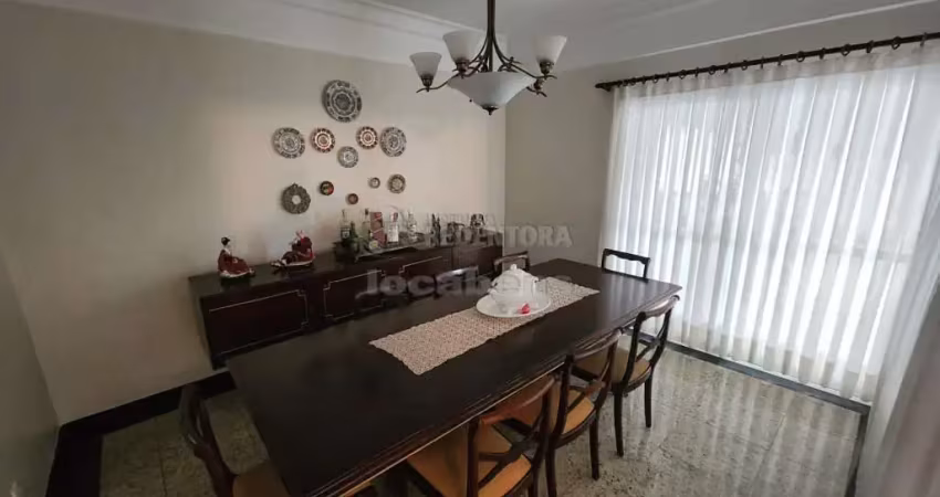 Sobrado Locação ou Venda Condomínio Village Flamboyant
