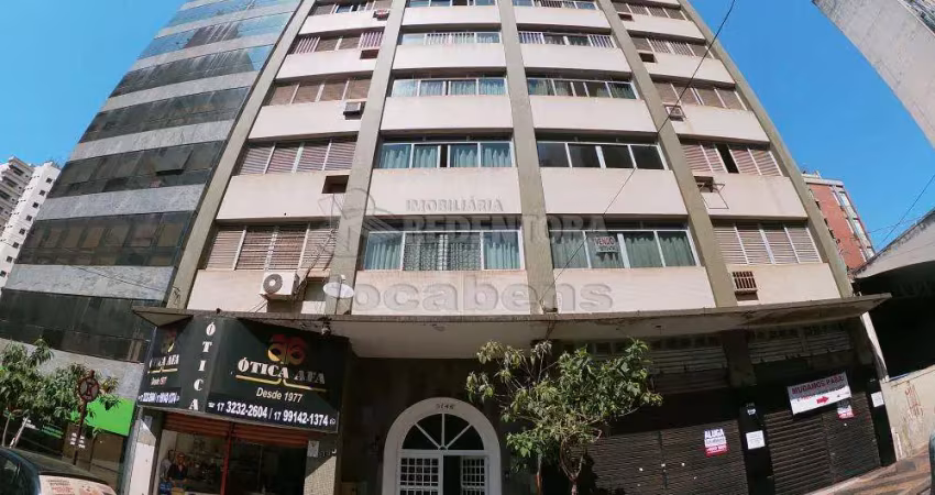Centro - apartamento com 03 dormitórios sendo todos com armários embutidos