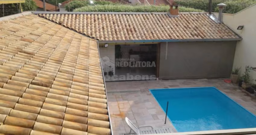 Conceição - Sobrado - Bom Local, 1 suite com hidro e 2 dormitórios, Piscina, varanda Gourmet, Balcão Refrigerado