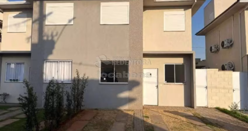 Ótima Casa em Condomínio para Venda - 3 Dormitórios / Parque Lombardia