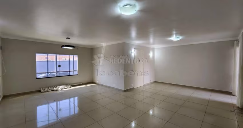 Casa comercial de 04 dormitórios, acessibilidade no bairro Nova Redentora/Jardim do Centro