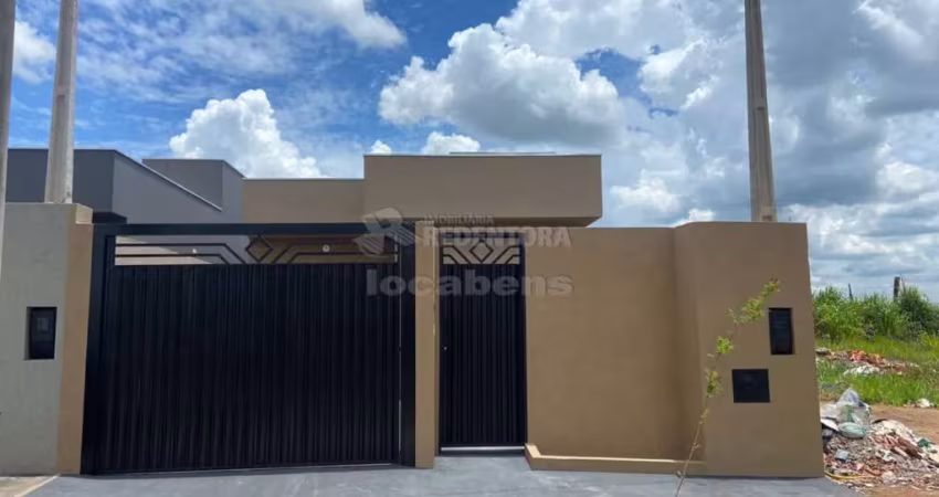 Ótima Casa Nova para Venda - 2 Dormitórios / Lago Sul II