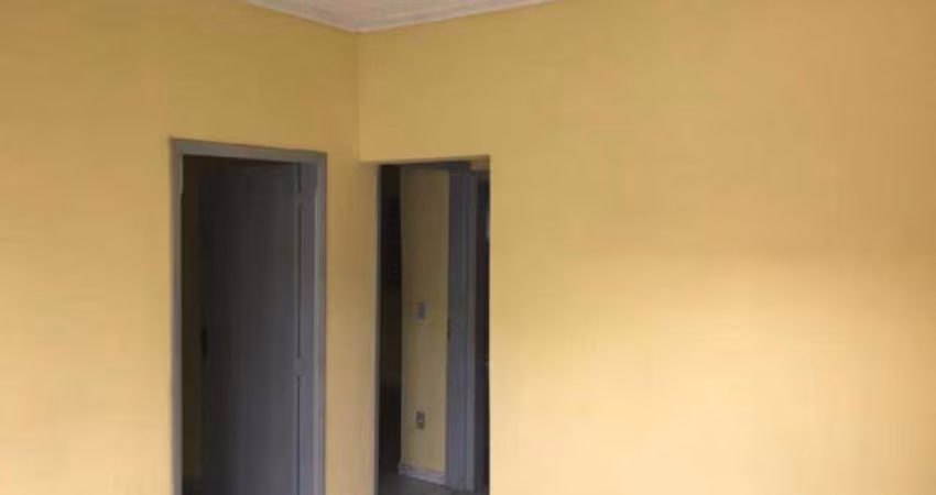 Casa com 2 dormitórios no Jardim das Oliveiras