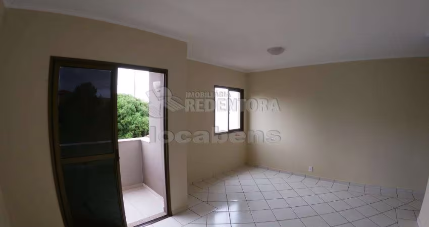 Locação de  Apartamento 3 dormitórios no Bairro Vila Redentora.