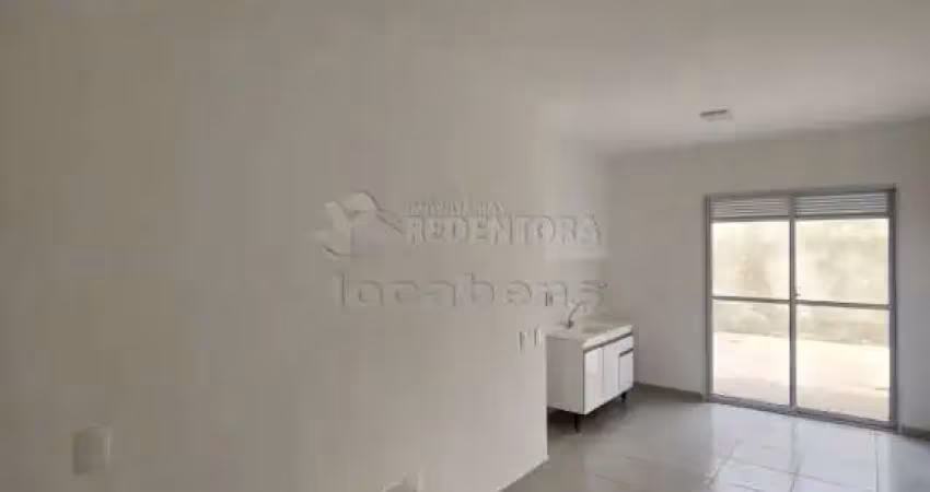 Casa localizada no condomínio garden rni com area fitness e area de lazer.