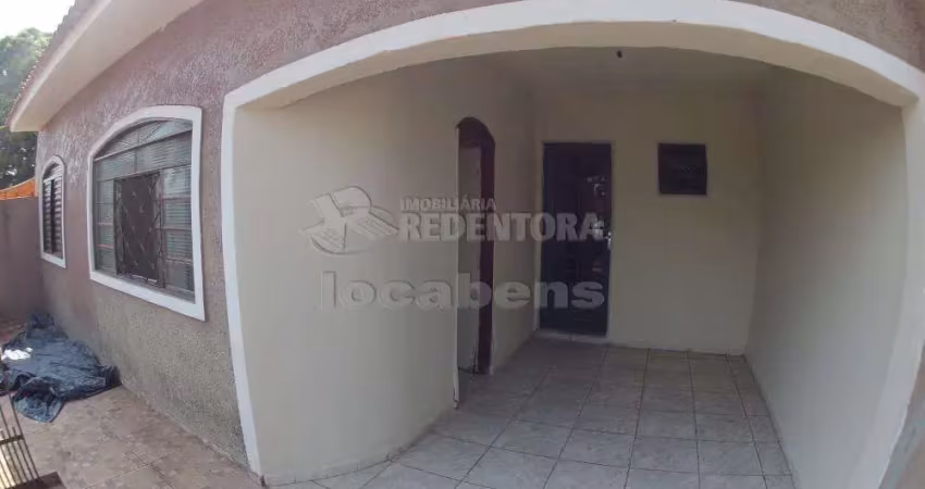 Locação de casa jardim joão paulo ii com 02 quartos e 01 vaga de garagem.