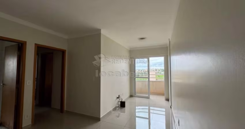 Apartamento a venda localizado no bairro Vila Itália com 02 dormitório e 02 vagas de garagem.