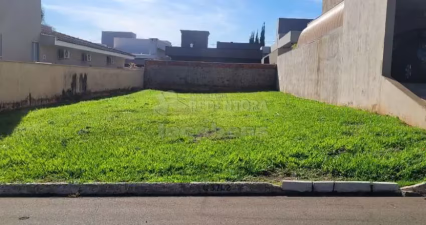 Terreno em condomínio fechado à venda no Loteamento Recanto do Lago, São José do Rio Preto 