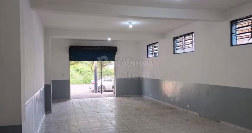 Salão comercial localizado no bairro Jardim Nunes, 01 banheiro.