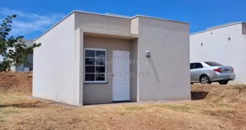 Ótima Casa em Condomínio para Venda - 2 Dormitórios / Egydio Zani