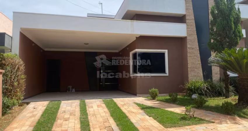 Ótima Casa em Condomínio para Locação - 2 Dormitórios / Condomínio Village Rio Preto