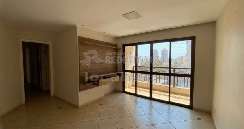 Vila Nossa Senhora de Fátima Apartamento de 3 dormitórios, 03 vagas de garagem.