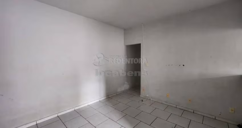 Casa para locação com 2 dormitorios localizada no bairro São Francisco.