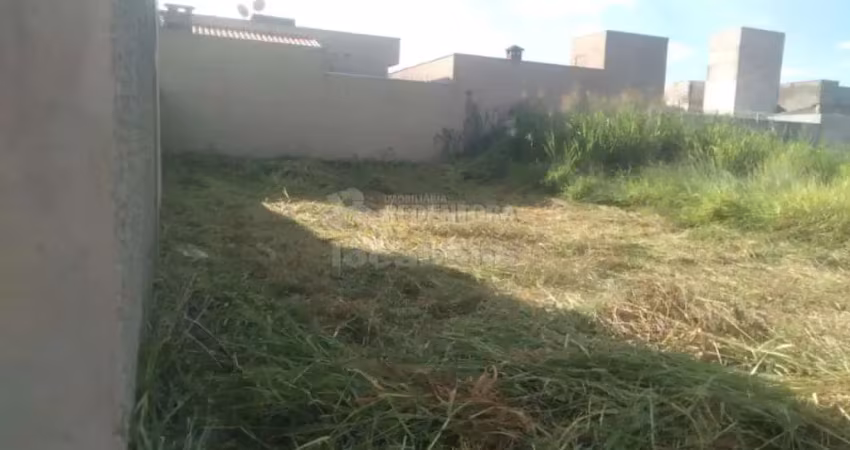 Ótimo terreno medindo 200,00m² no bairro residencial ary attab