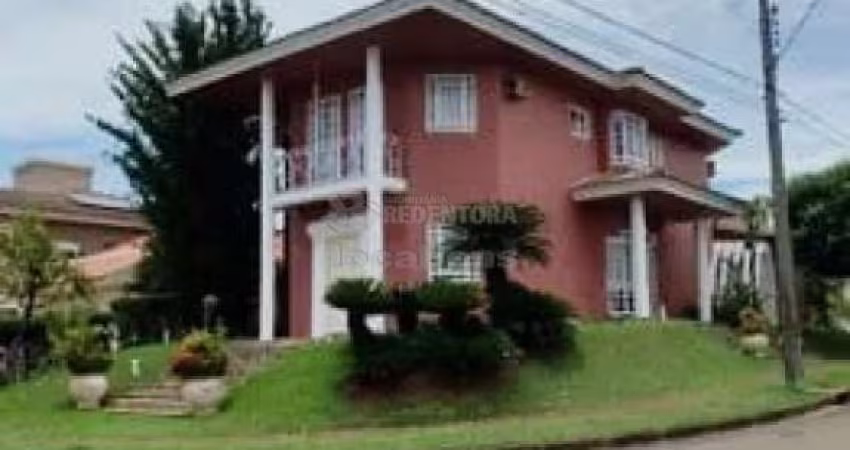 Damha I - Sobrado em Esquina - 393,16 m² de construção - 4 dorms, (2 suites e 2 aptos)