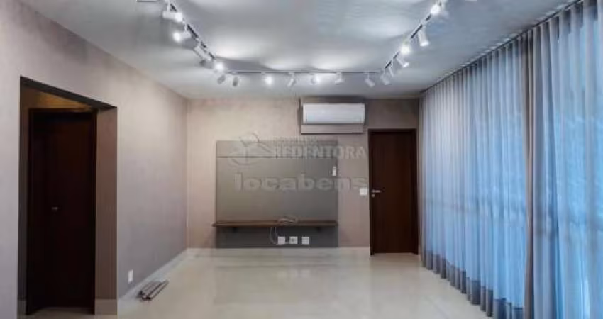 Reserva da Mata Apartamento com 03 dormitórios, 02 vagas de garagem.
