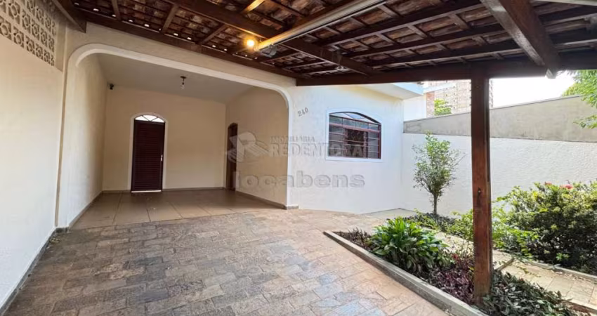 Jardim Maracanã - Casa com 3 dormitórios na Região Sul, próximo ao  Muffato JK - Locação Residencial ou Comercial.