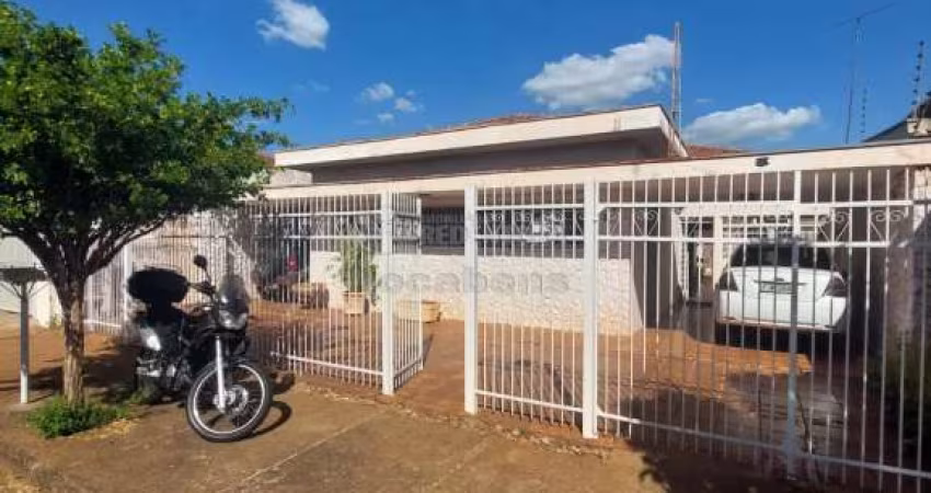 Excelente Casa para Residência ou Comércio no Jardim Seixas