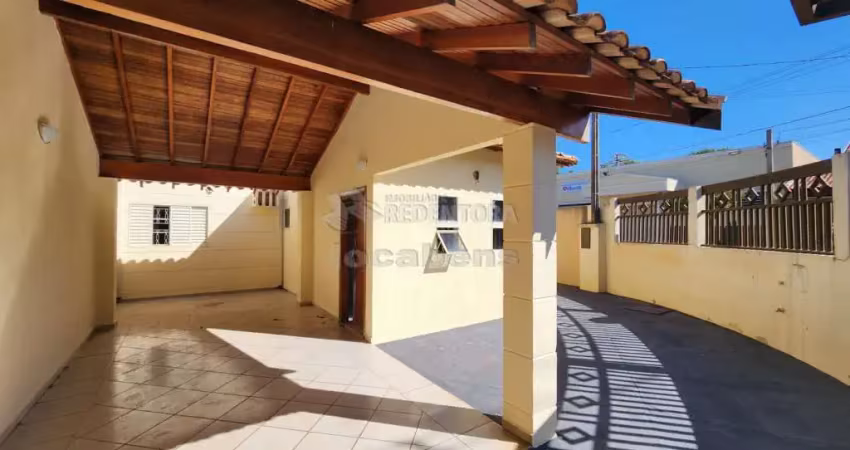 Casa de 02 dormitórios no bairro Loteamento Residencial Antoniassi.
