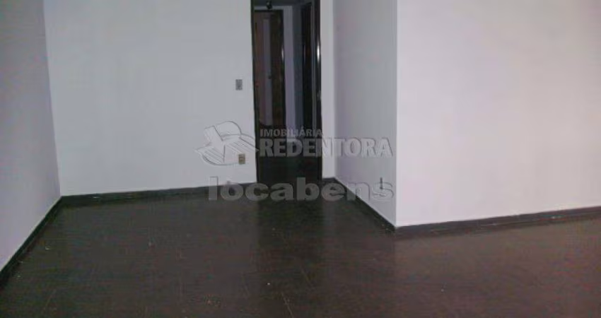 Ótimo Apartamento Residencial para Locação - 3 Dormitórios / Centro