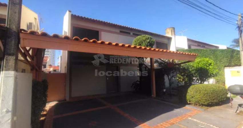 Green Village I - Higienópolis Zona Sul - Sobrado conjugado com 4 dormitórios contendo 2 suítes sendo 1 delas master e 2 tipo apartamento