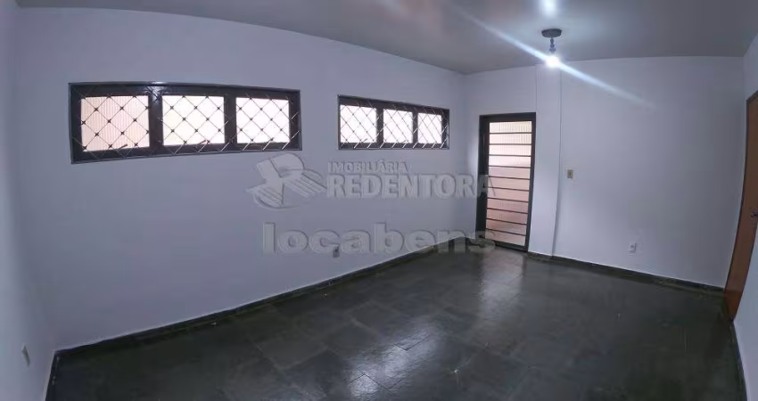 RESIDENCIAL ALEXANDRA - 3 dormitórios com armários, 1 apartamento, sala 2 ambientes, cozinha com gabinete, bom para renda, já alugado