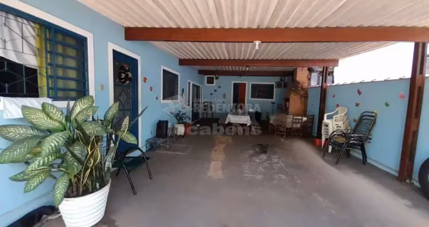 Fronteira/mg - rancho com 3 dormitórios sendo os 3 tipo apartamento