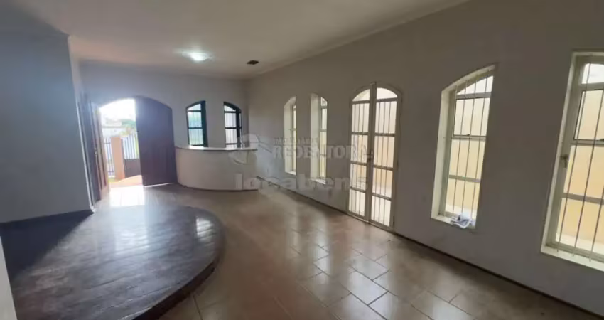 Parque Residencial Comendador Mançor Daud - Casa com 03 dormitórios sendo 01 suíte