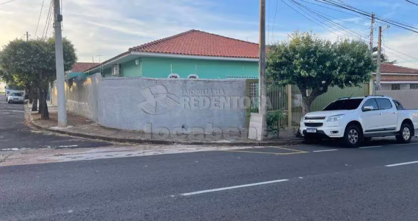 Casa térrea de esquina à venda no bairro santos dumont