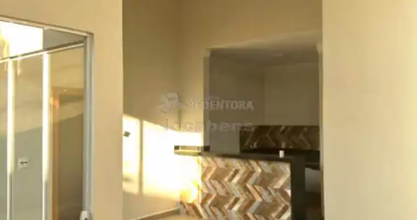 Setsul i casa com 03 dormitórios sendo 01 com jardim de inverno e 01 tipo apartamento