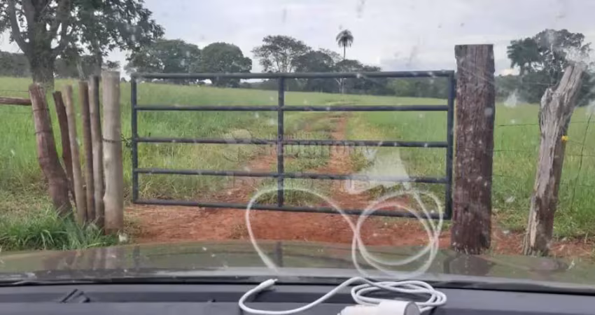Fazenda à venda na Zona Rural, Ituiutaba 