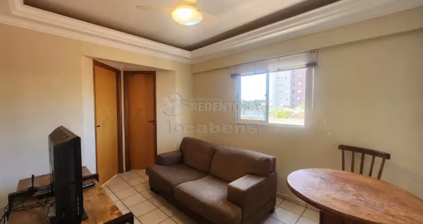 Apartamento mobiliado com 1 dormitório e 1 vaga de garagem coberta no cidade nova