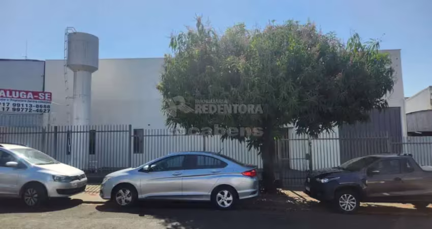 Salão com 450 m² no parque industrial tancredo neves