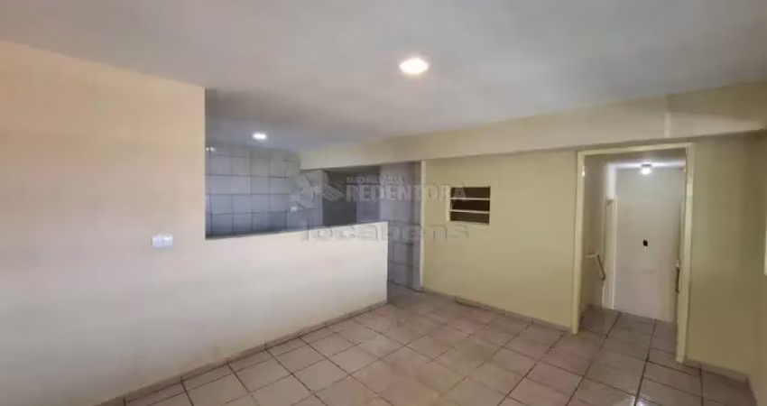 Casa residencial no bairro ana célia com 3 dormitorios e sala ampla.