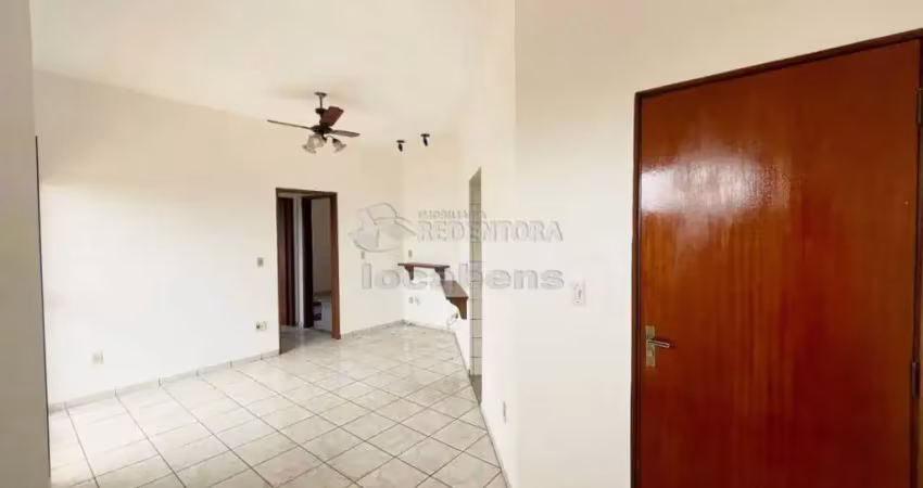 Apartamento no residencial brunhare, de 2 dormitórios com armários embutidos e 01 vaga de garagem.