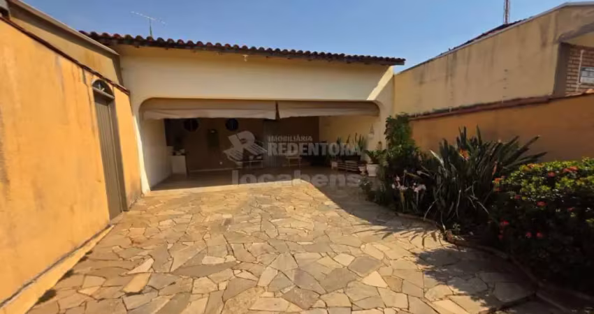 Casa com 5 quartos à venda no Centro, Ibirá 