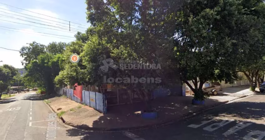 Vila toninho - casa em lote de 450 m² e área construída de 98,20 m² em esquina