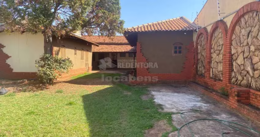 Casa para locação no jardim soraya com 3 dormitórios.