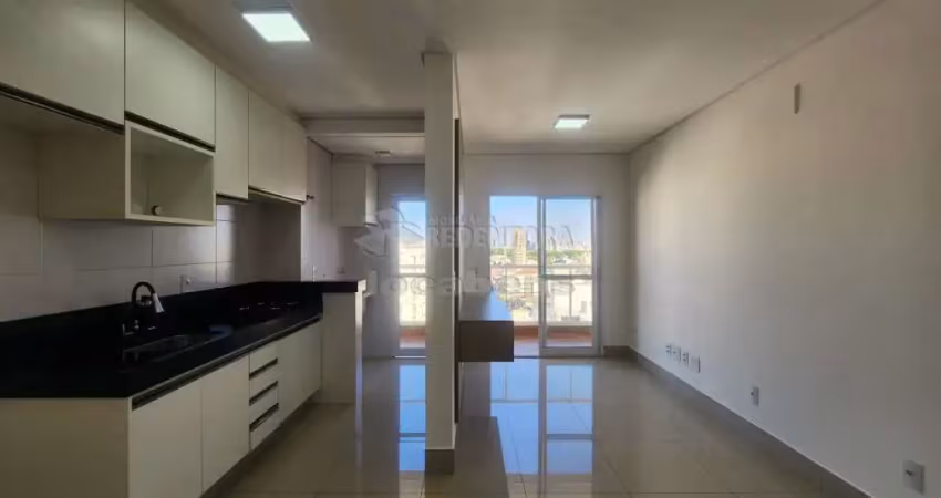 Apartamento de 01 dormitório com sacada, 01 vaga de garagem no bairro vila imperial.