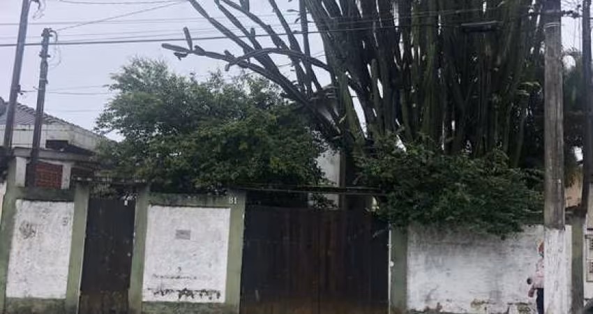 Casa em Vila Voturua  -  São Vicente