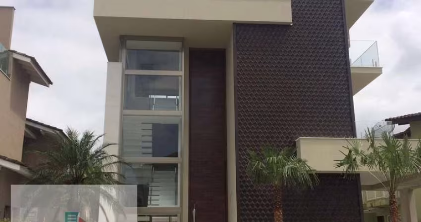 Casa de Condomínio em Hanga Roa - Bertioga, SP