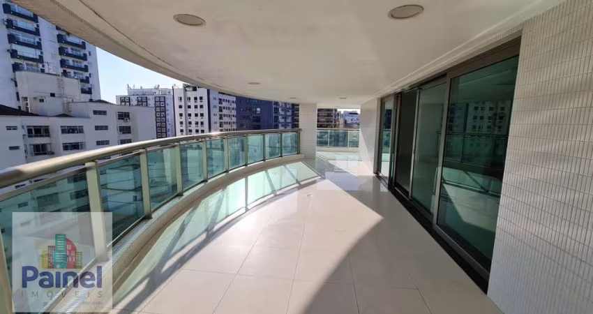 Apartamento em Ponta da Praia - Santos, SP
