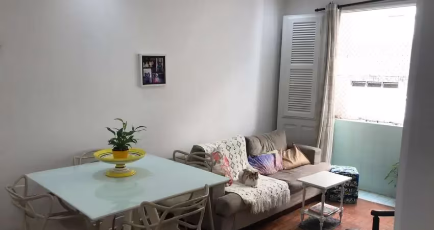 Santos boqueirão 1 quadra da praia 2 dormitórios elevador